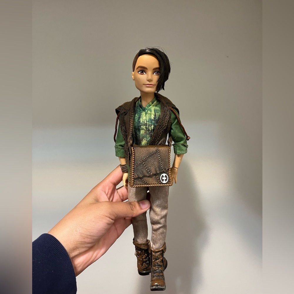 Ever After High Hunter Huntsman Doll Mattel 2013